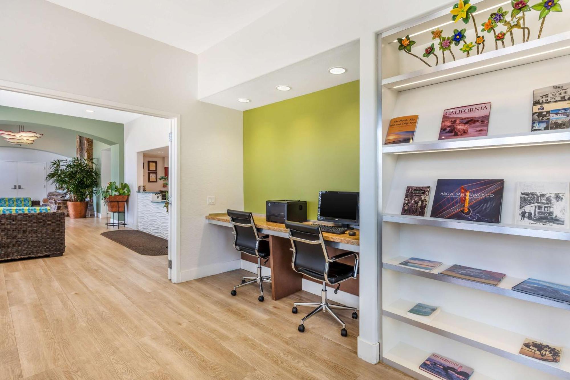 Best Western Plus Capitola By-The-Sea Inn & Suites Dış mekan fotoğraf